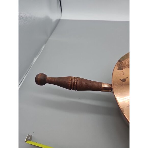 Beautiful Vintage Copper Chafing Dish Wood Handle Pan Only - Picture 3 of 9